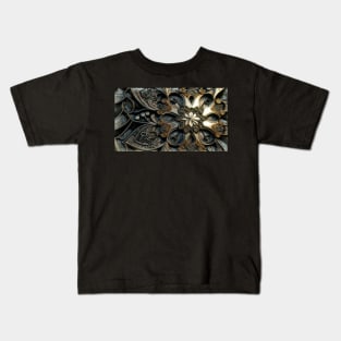 Artistic Metallic Armor Floral Design Pattern Kids T-Shirt